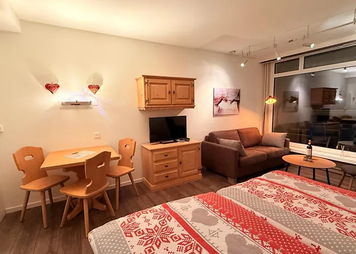 4 Min Walking To Congress Center Zentral Wohnen, Ankommen, Heimeliges Ruhiges Mitten In Apartamento Davos